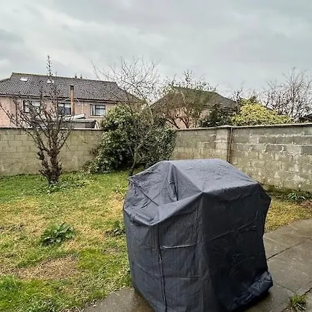 Family House Near Centre